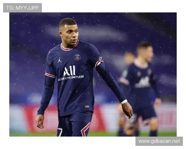 姆巴佩在法甲持续保持出色状态，为巴黎圣日耳曼打入关键进球