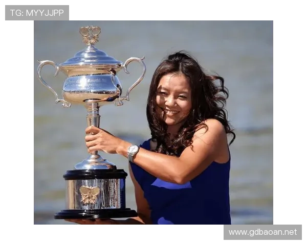 李娜赛场上拼得狠，生活里竟然爱买这种小奢侈品？说好的铁娘子呢！