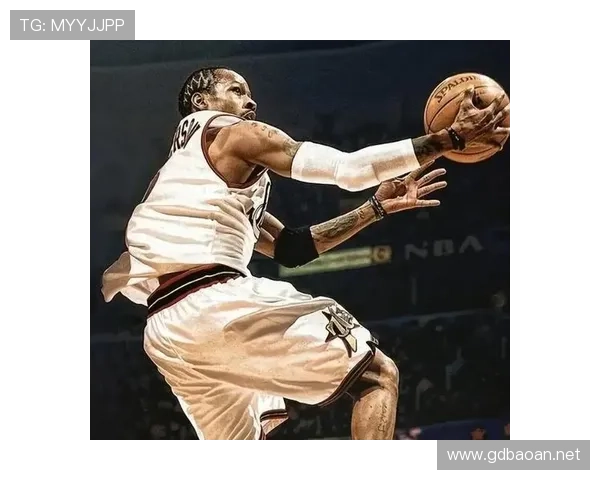 艾弗森无球跑动撕裂防线，得分爆发力仍领衔后卫